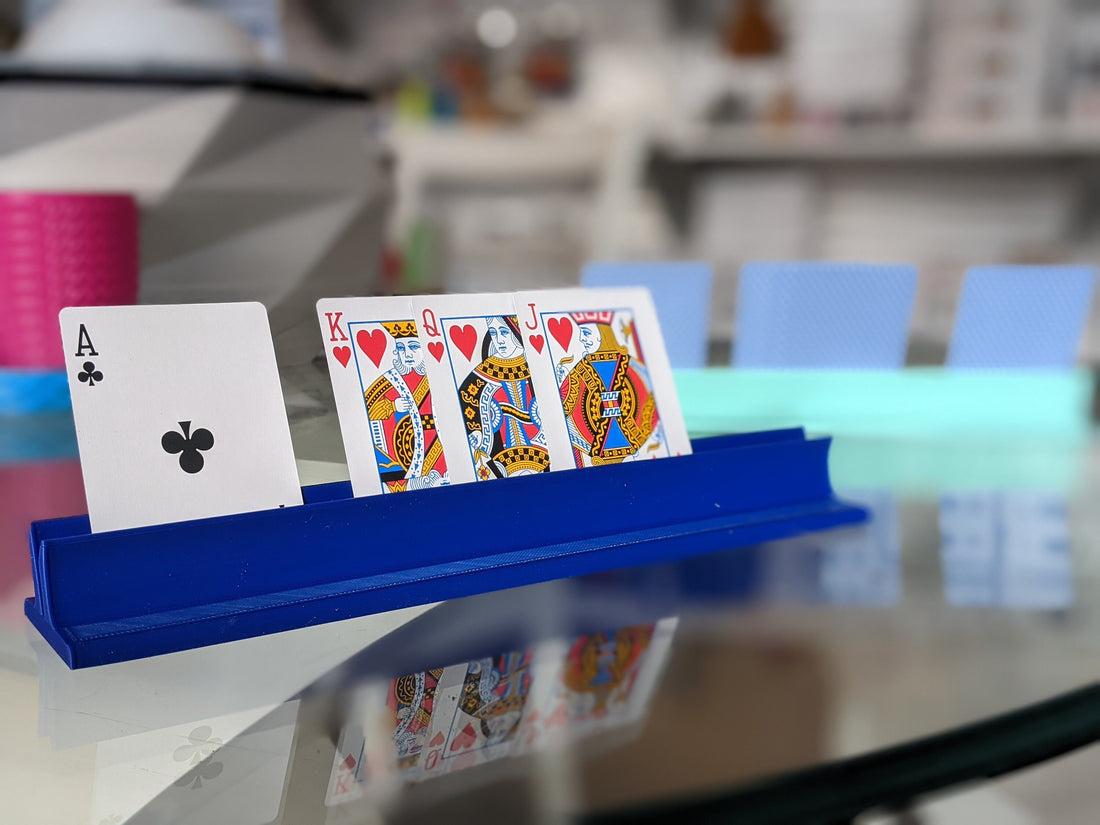 Playing card holder, for kids, for seniors, for people who have difficulties holding playing cards