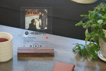 Spotify Playlist Plaque, Couples Gift, Interactive Present, Home Décor, Sentimental Gifts, Personalized to your Playlist